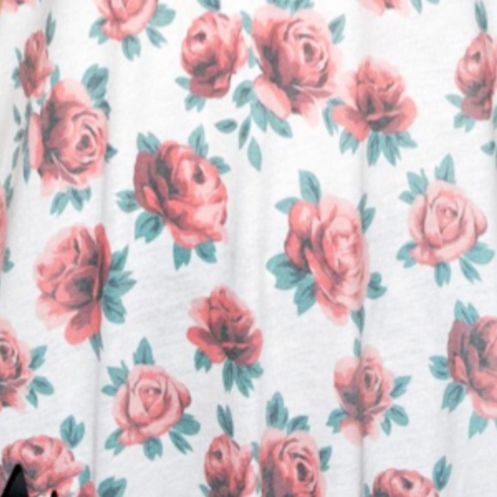 Gypsy Roses Boho Fringe Top - Picture 4 of 6
